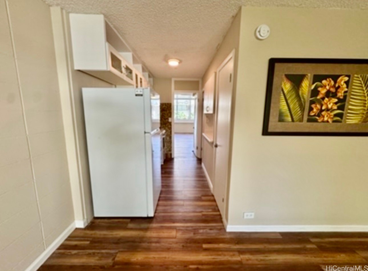 425 Ena Road 302B