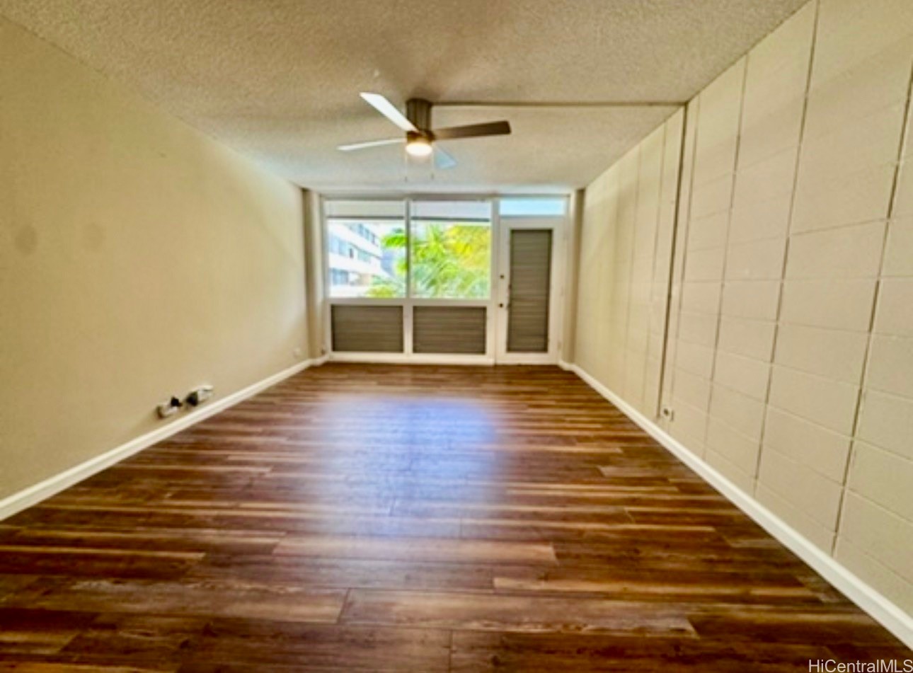 425 Ena Road 302B