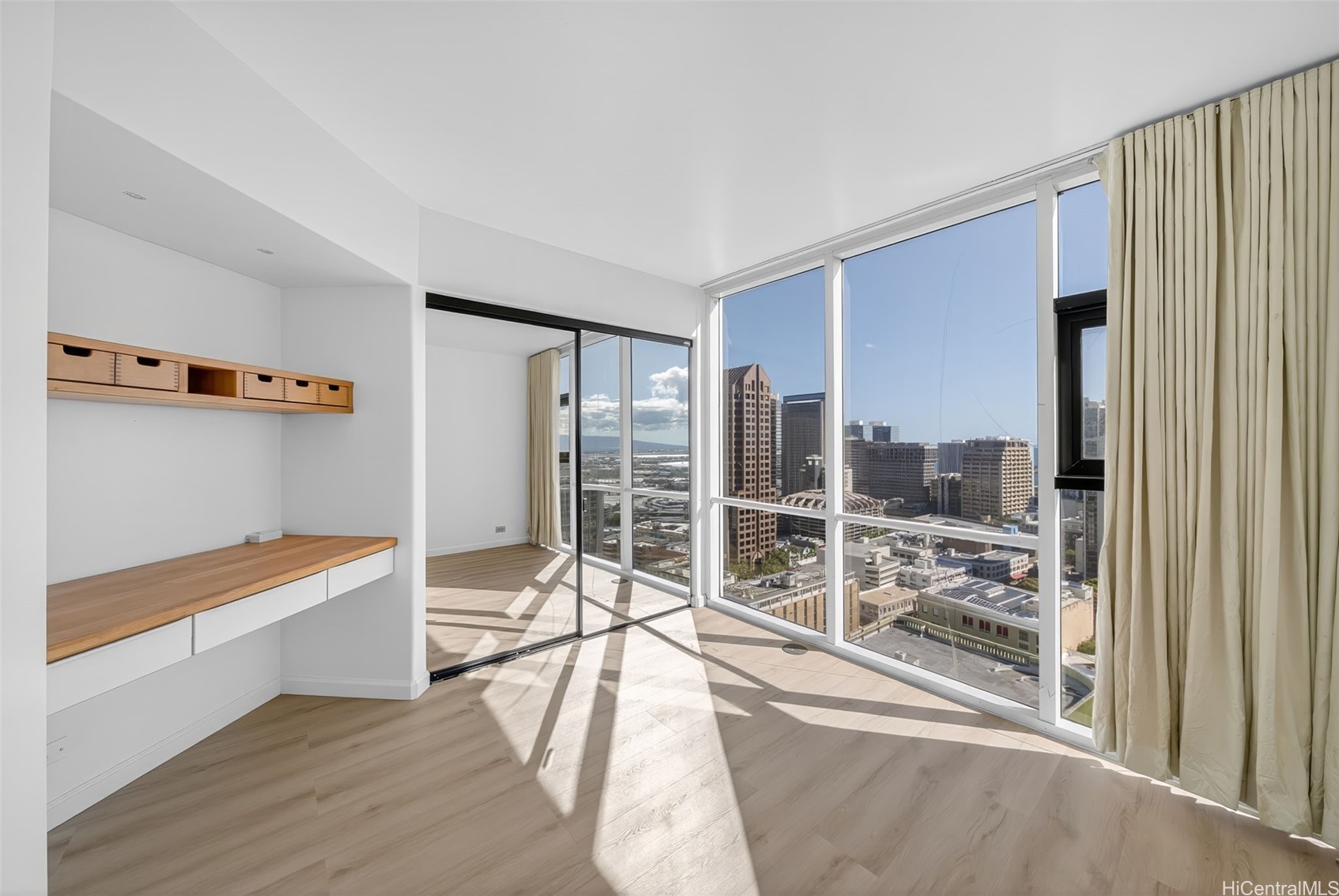1212 Nuuanu Avenue 2904