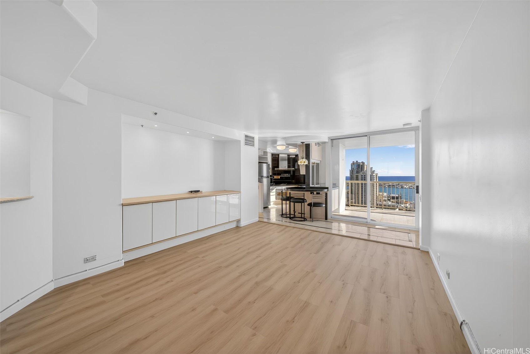 1212 Nuuanu Avenue 2904