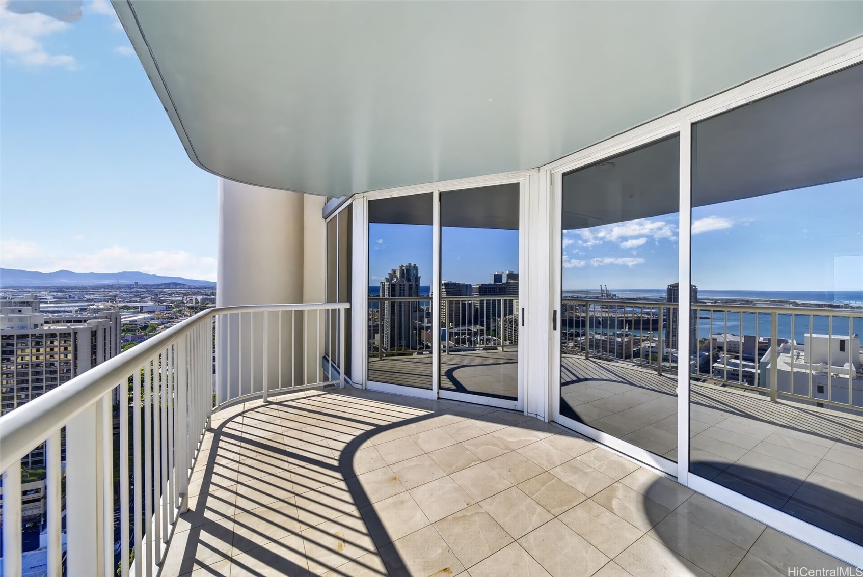 1212 Nuuanu Avenue 2904