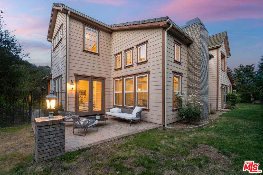 1772 Tamarack Street