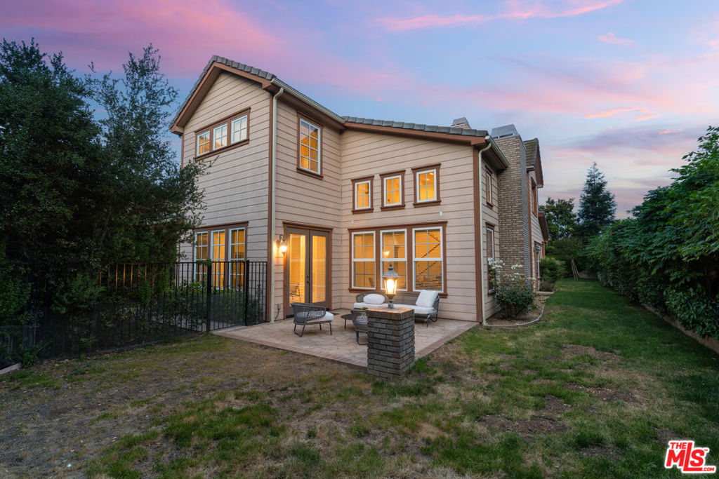 1772 Tamarack Street