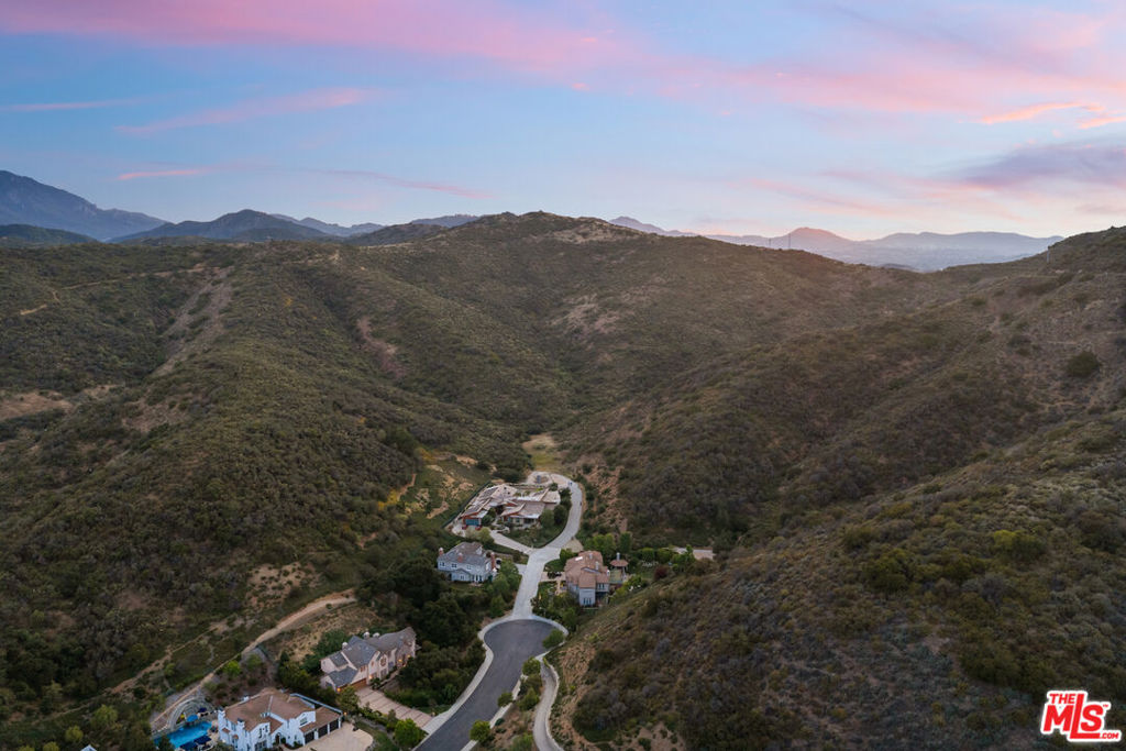 1772 Tamarack Street