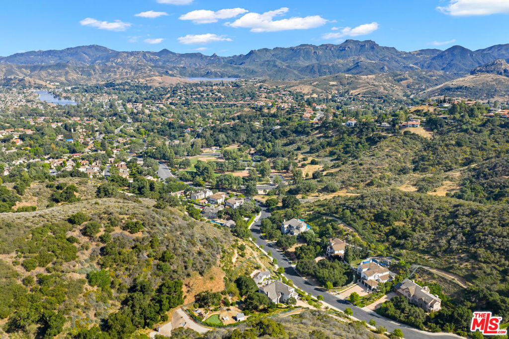 1772 Tamarack Street