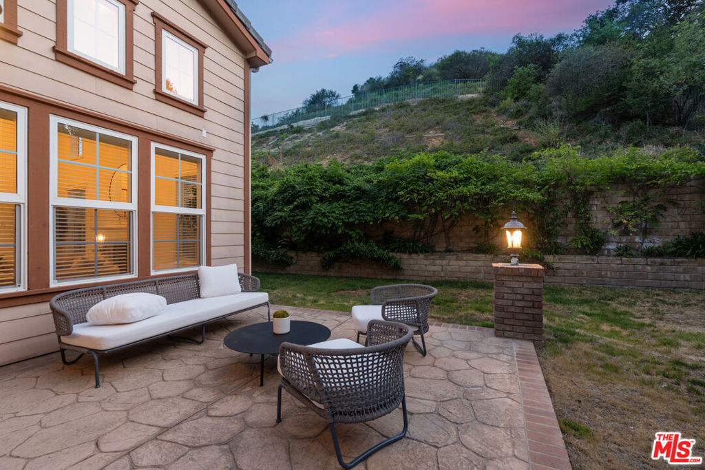 1772 Tamarack Street