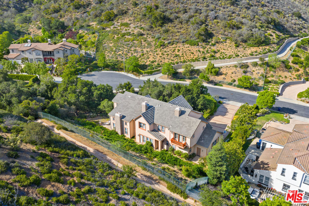 1772 Tamarack Street