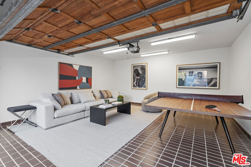 1149 S Carmelina Avenue