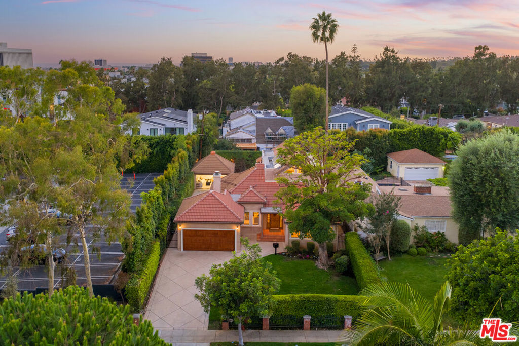 1149 S Carmelina Avenue