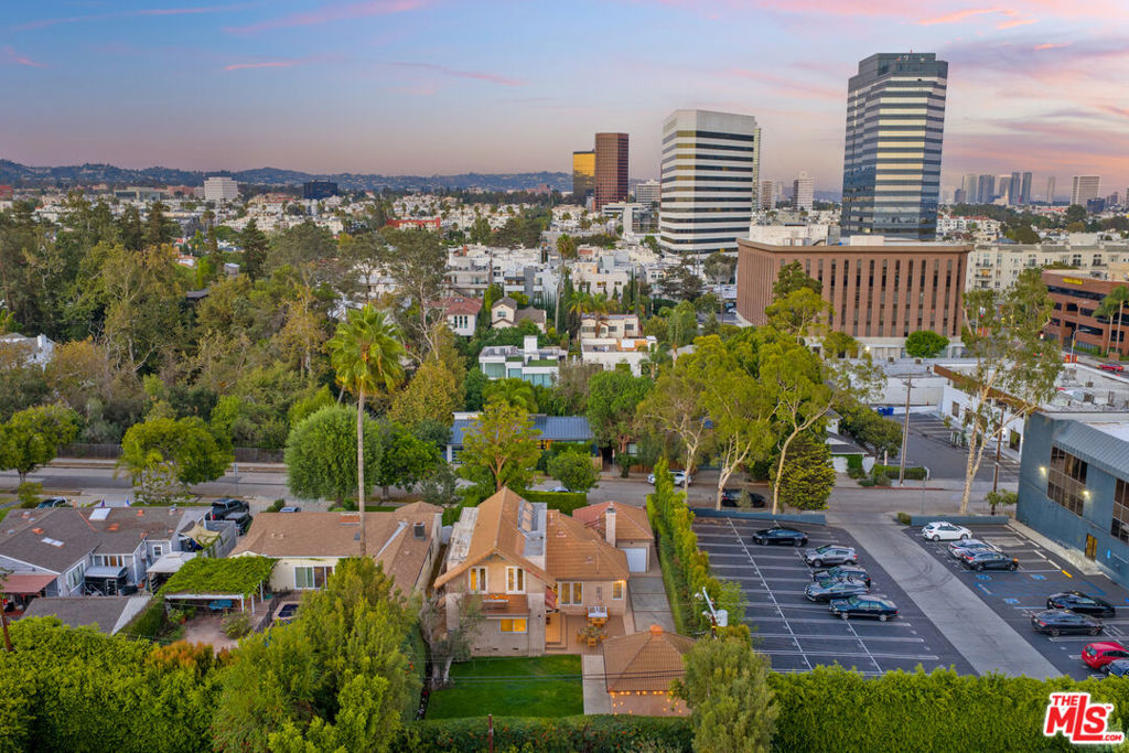 1149 S Carmelina Avenue