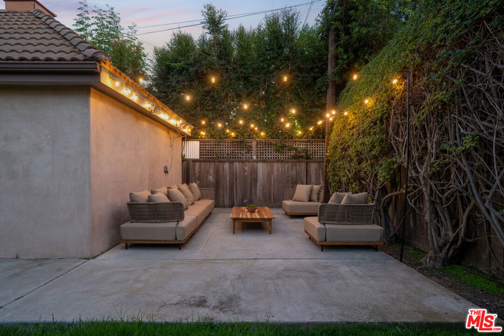 1149 S Carmelina Avenue