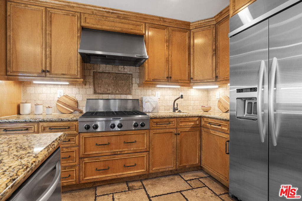 1149 S Carmelina Avenue