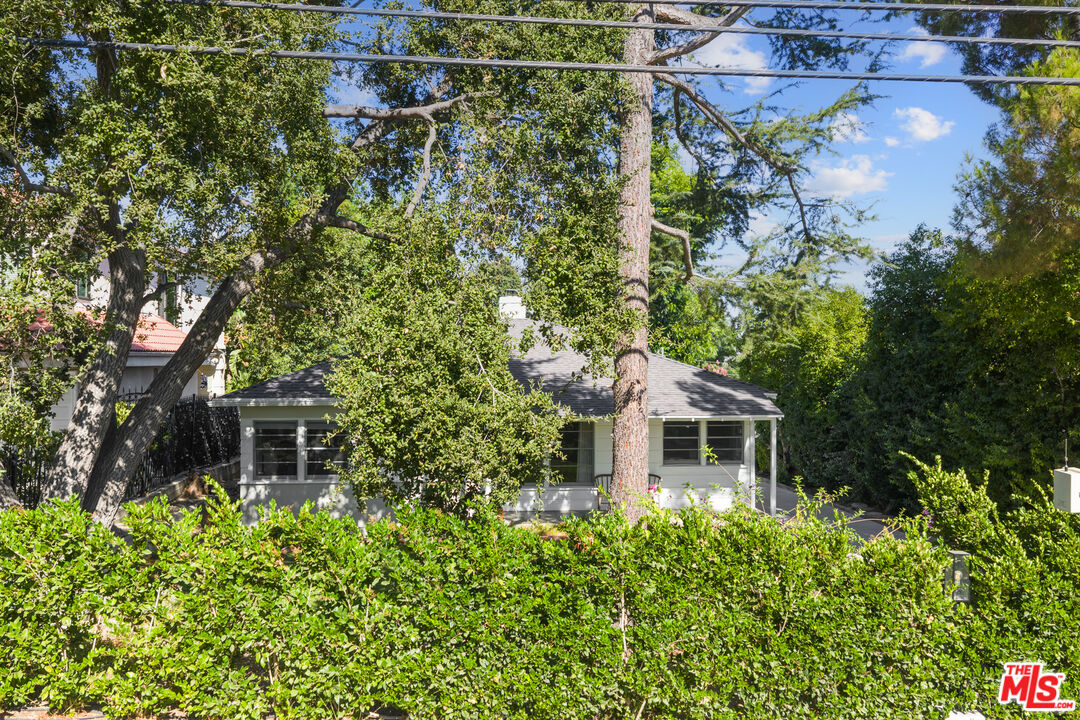 4824 La Canada Blvd