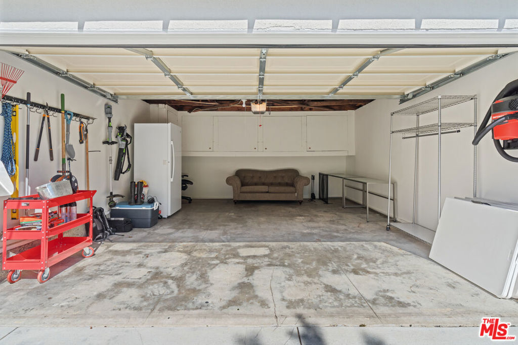 4824 La Canada Boulevard