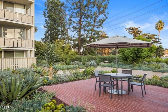 4411 Los Feliz Boulevard Unit: 303