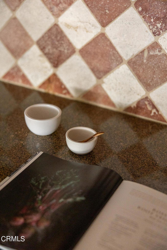 4301 Los Feliz Boulevard 1