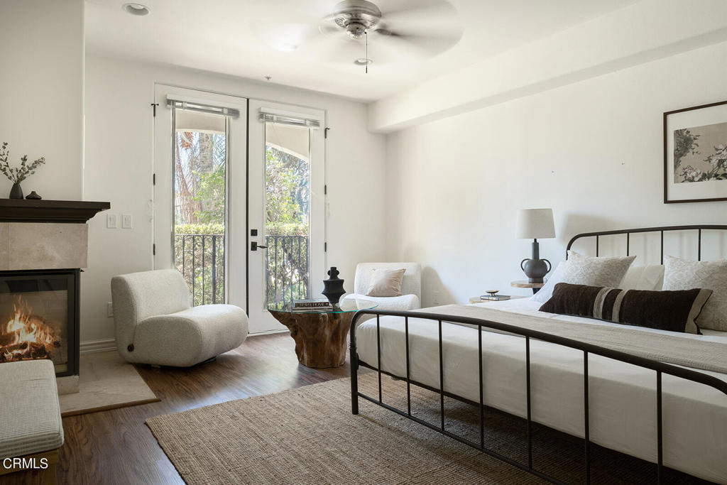 4301 Los Feliz Boulevard 1