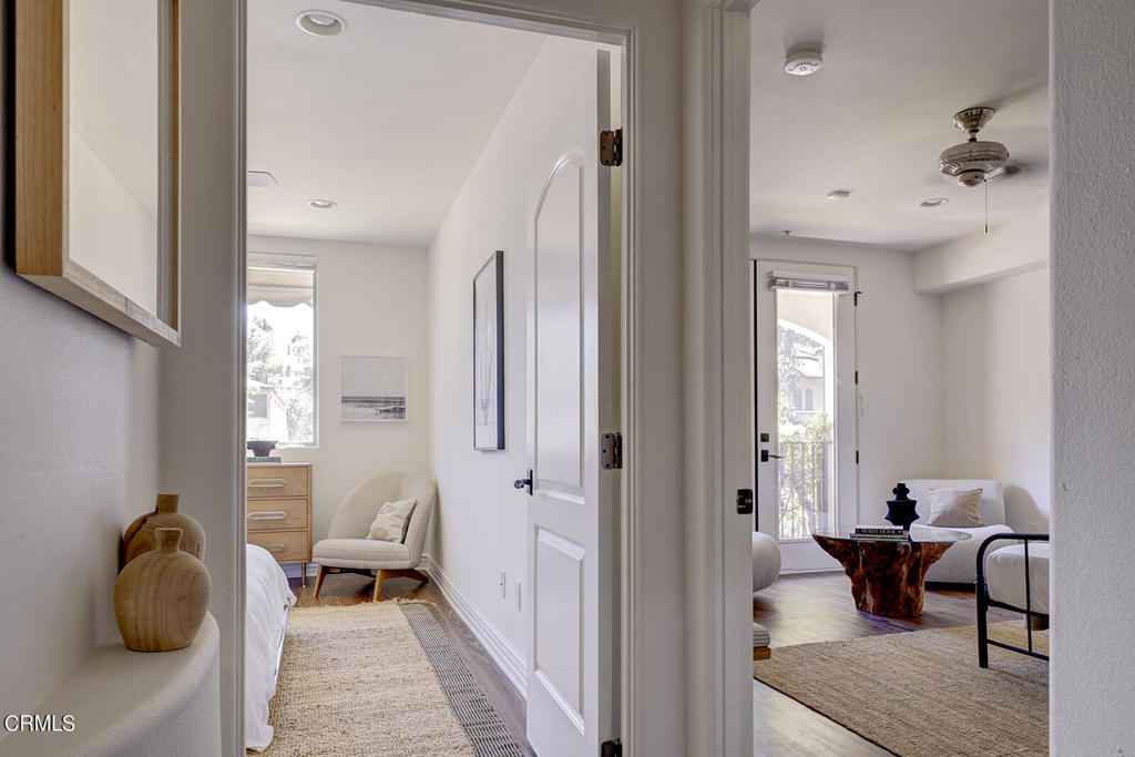 4301 Los Feliz Boulevard 1