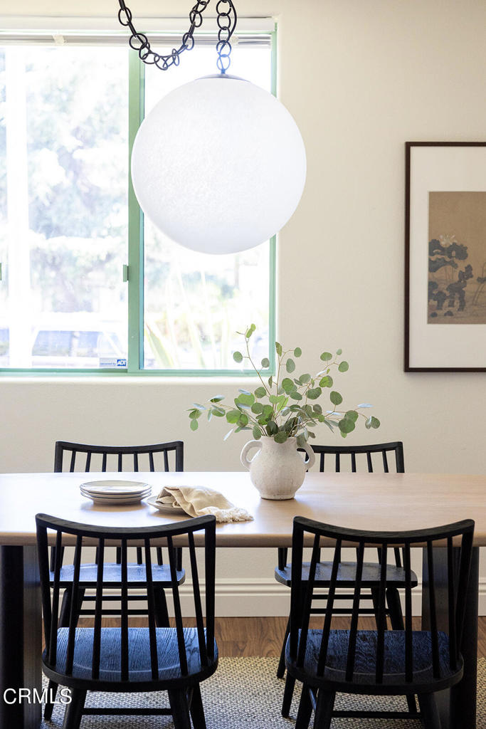 4301 Los Feliz Boulevard 1