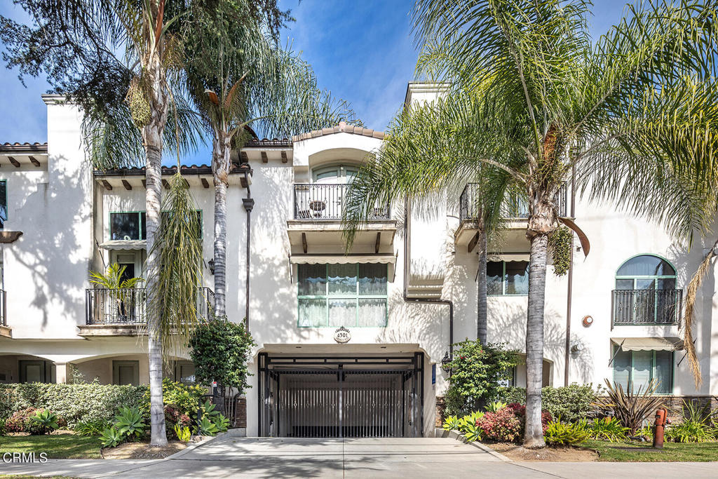 4301 Los Feliz Boulevard 1