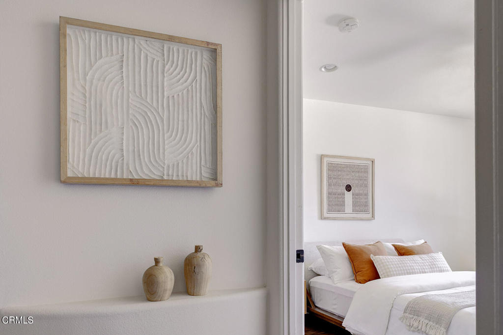 4301 Los Feliz Boulevard 1