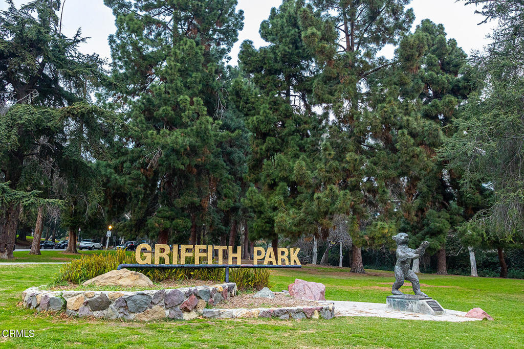 4301 Los Feliz Boulevard 1