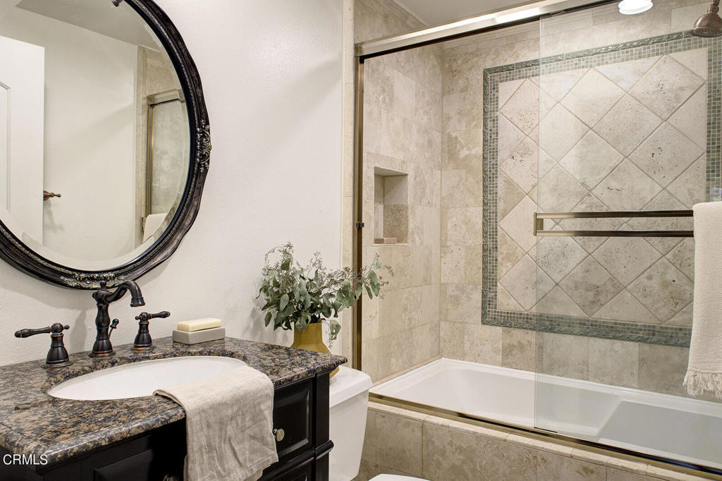 4301 Los Feliz Boulevard 1