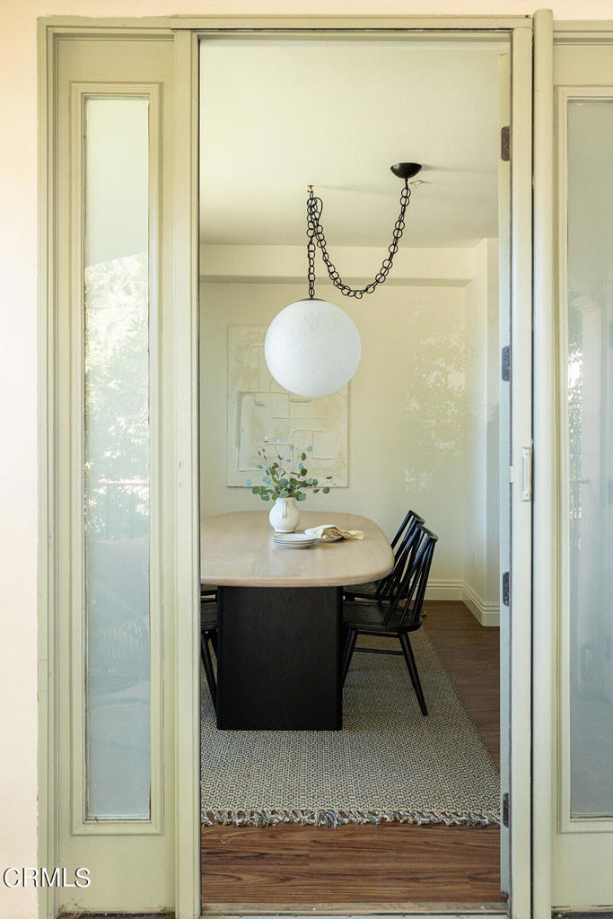 4301 Los Feliz Boulevard 1