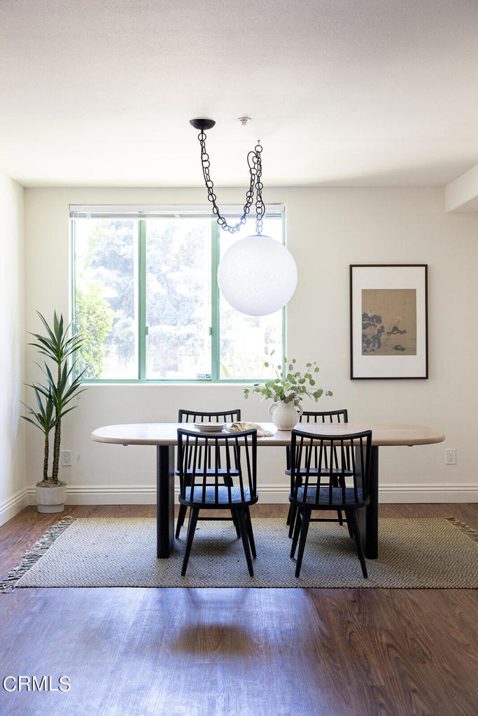 4301 Los Feliz Boulevard 1