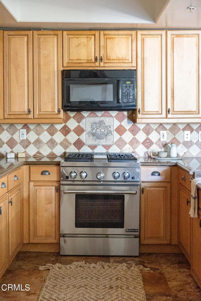 4301 Los Feliz Boulevard 1