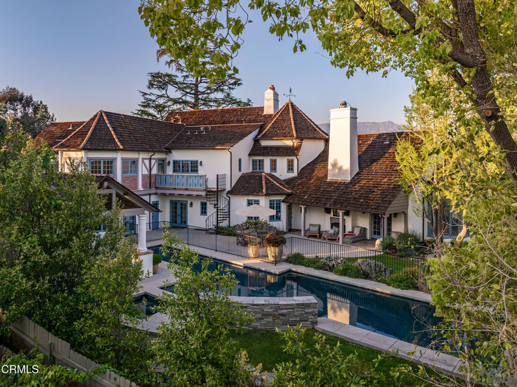 233 Hillside Road