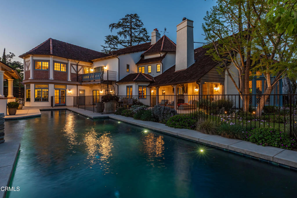 233 Hillside Road