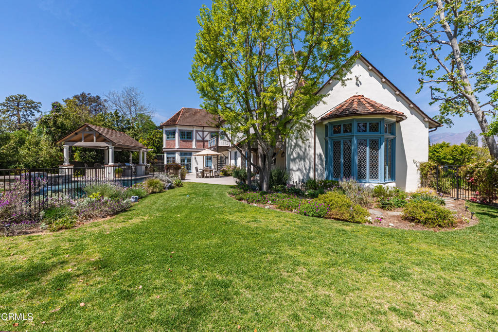 233 Hillside Road