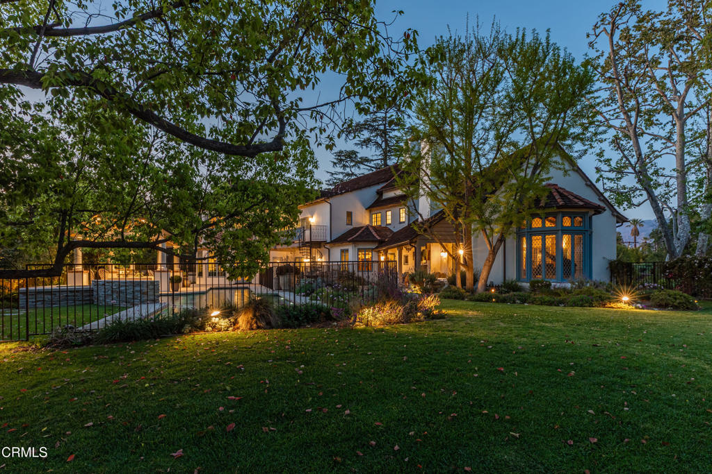 233 Hillside Road
