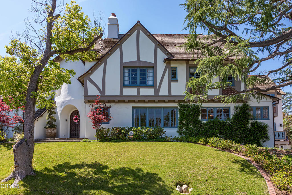 233 Hillside Road