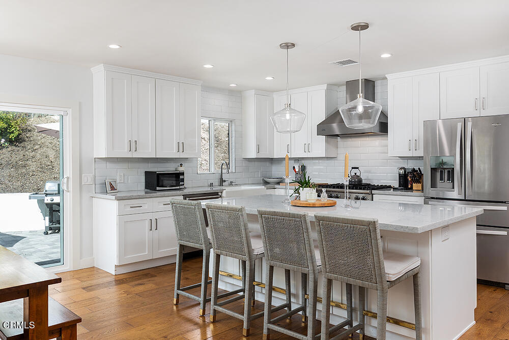 5447 Rock Castle Drive