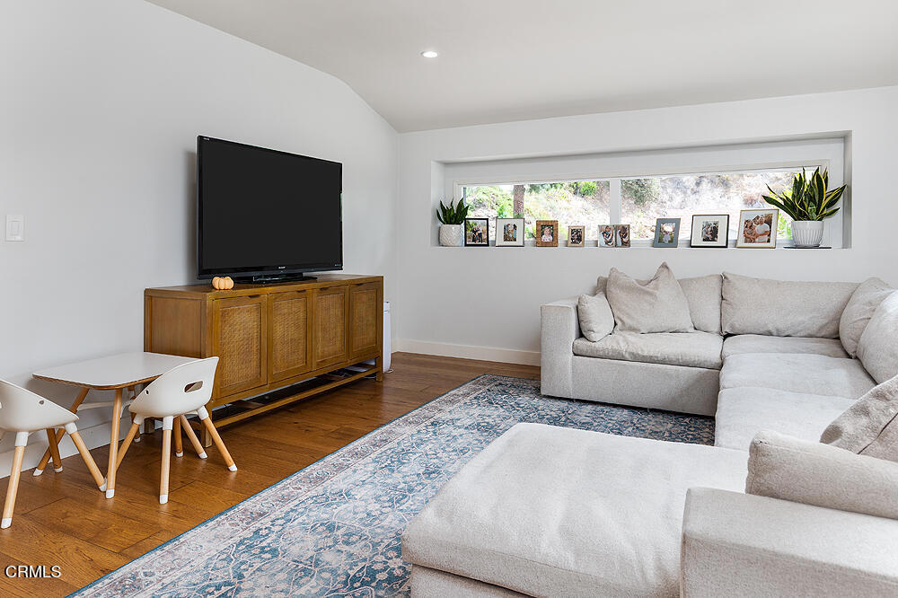 5447 Rock Castle Drive