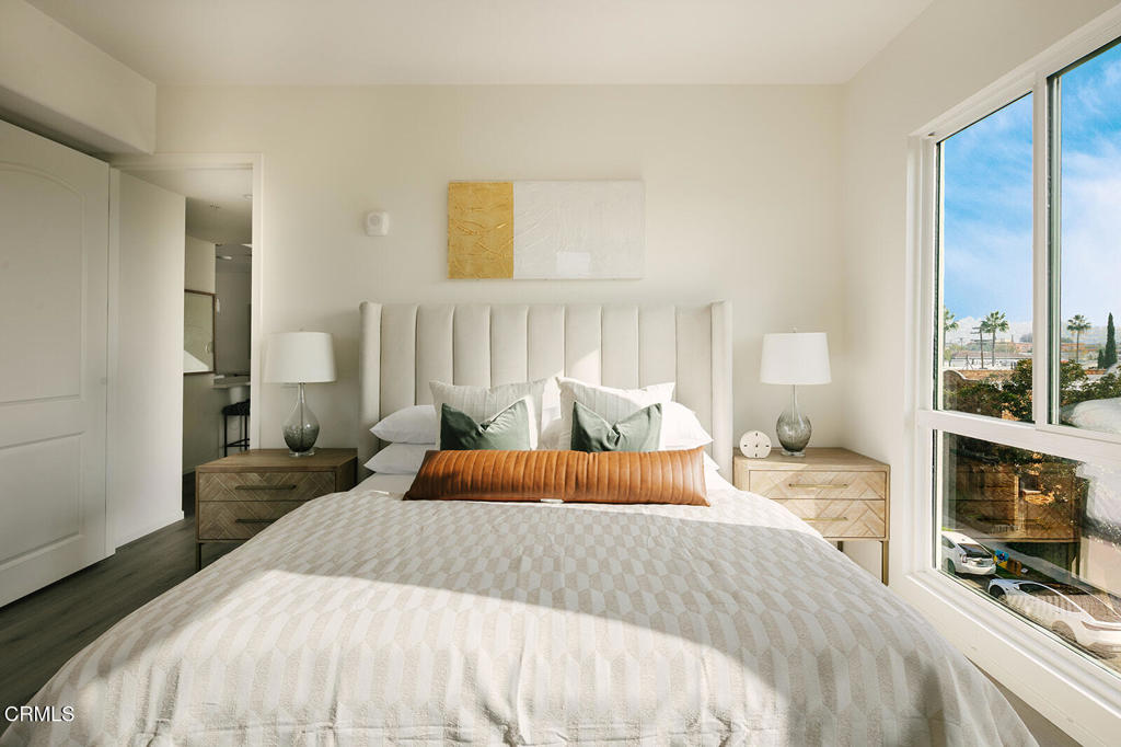 124 W Colorado Street 501