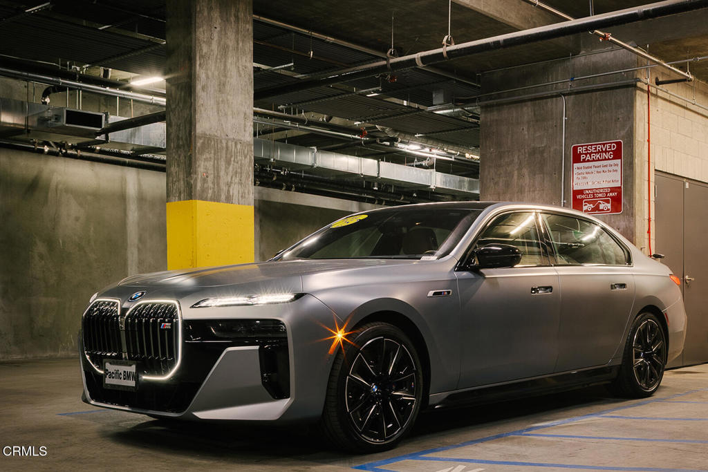 124 W Colorado Street 501