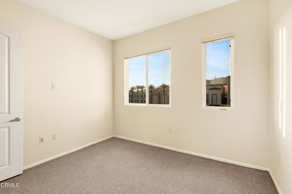 124 W Colorado Street 404