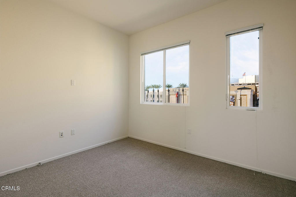 124 W Colorado Street 404