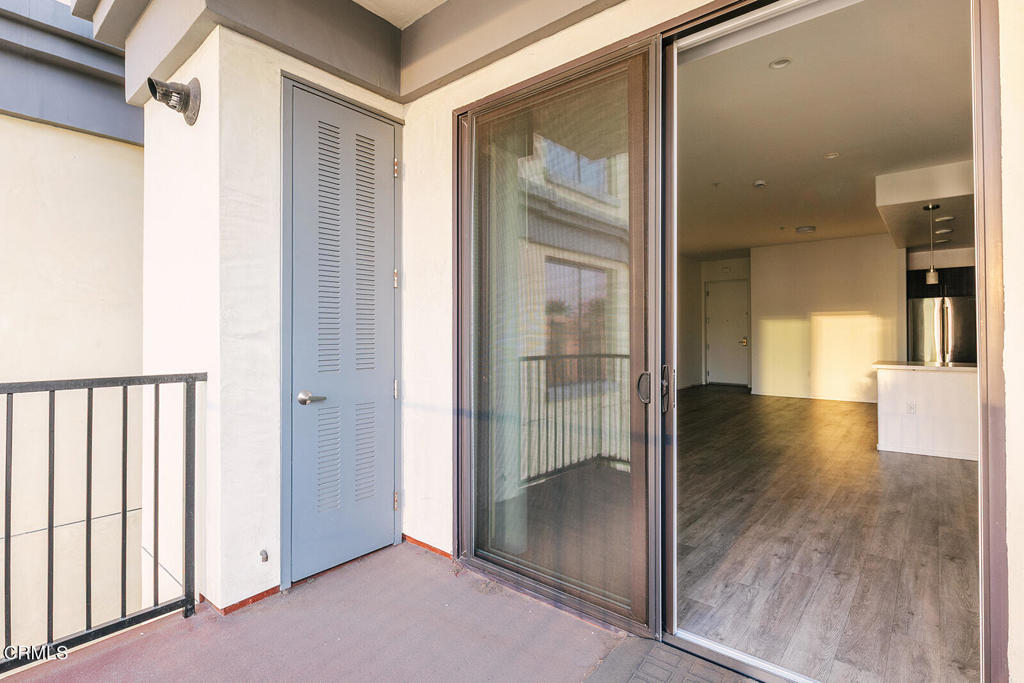 124 W Colorado Street 404