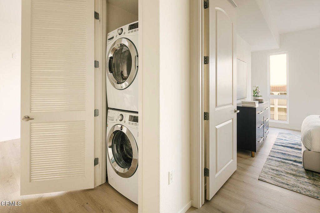 124 W Colorado Street 307