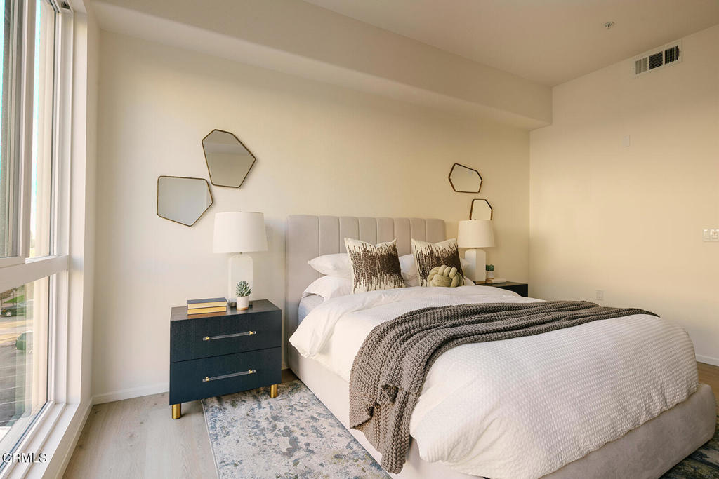 124 W Colorado Street 307