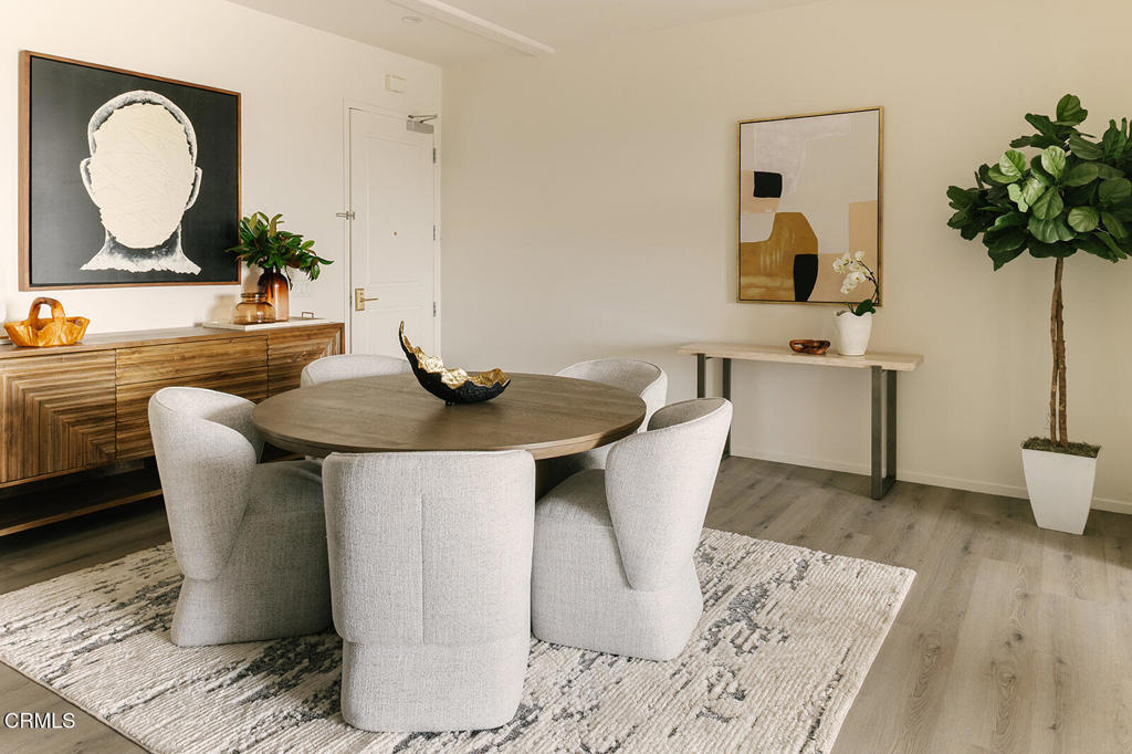 124 W Colorado Street 302