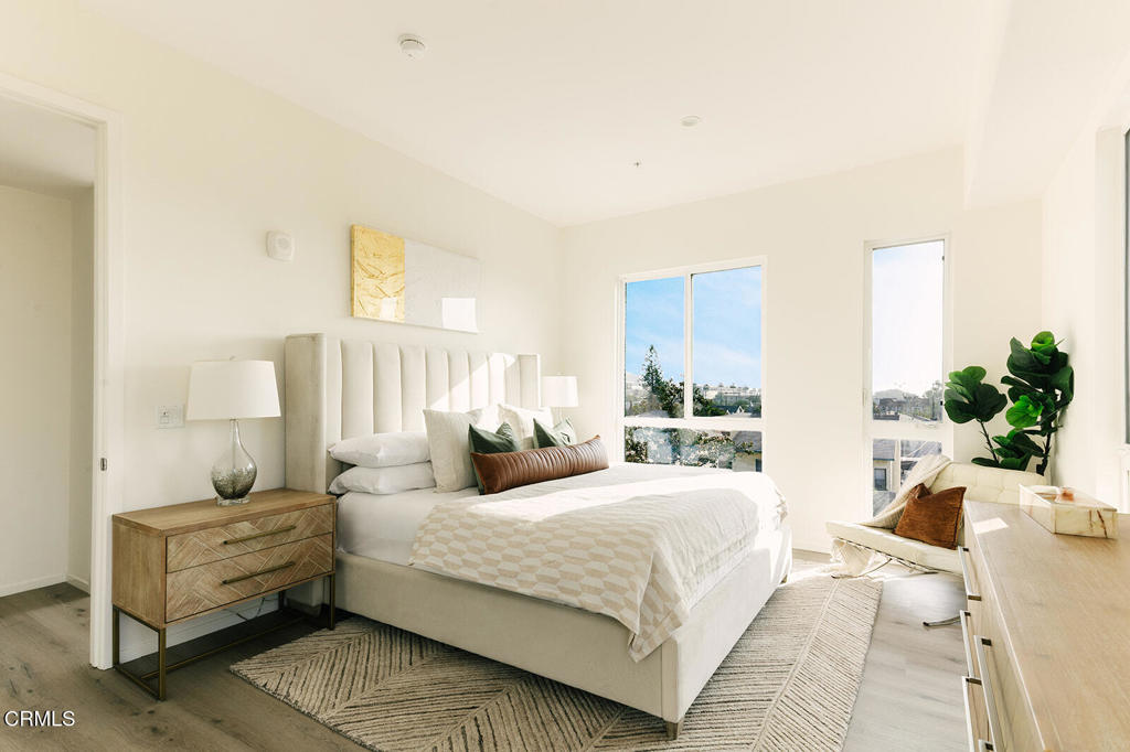 124 W Colorado Street 302