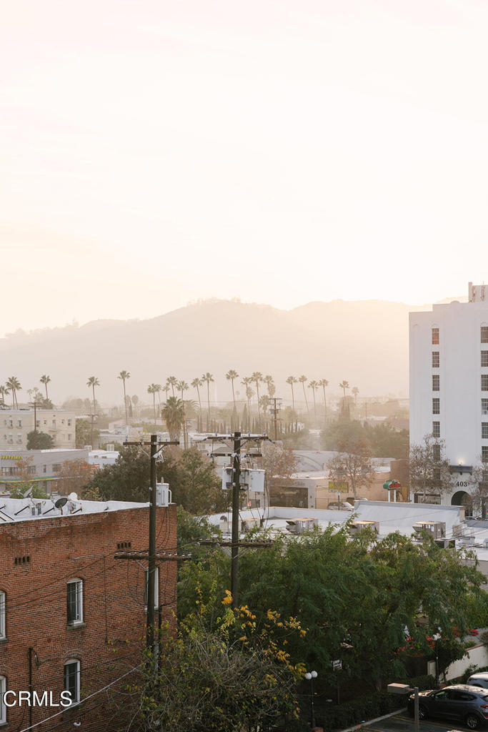 124 W Colorado Street 302