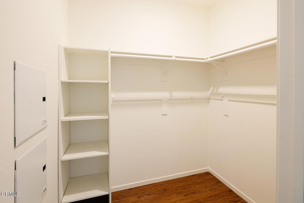 124 W Colorado Street 406