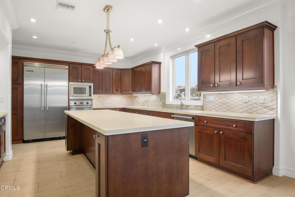 11961 Darlington Avenue 3