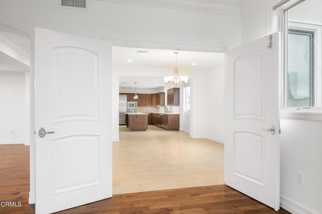 11961 Darlington Avenue 3